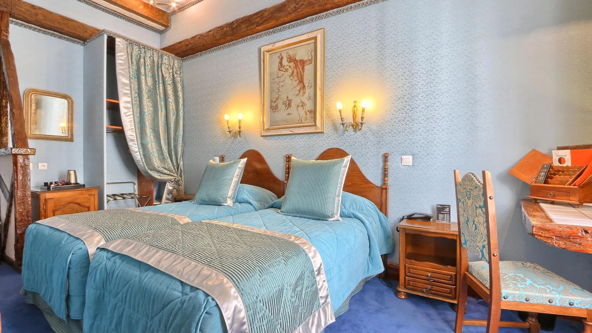 Grand Dechampaigne Hotel