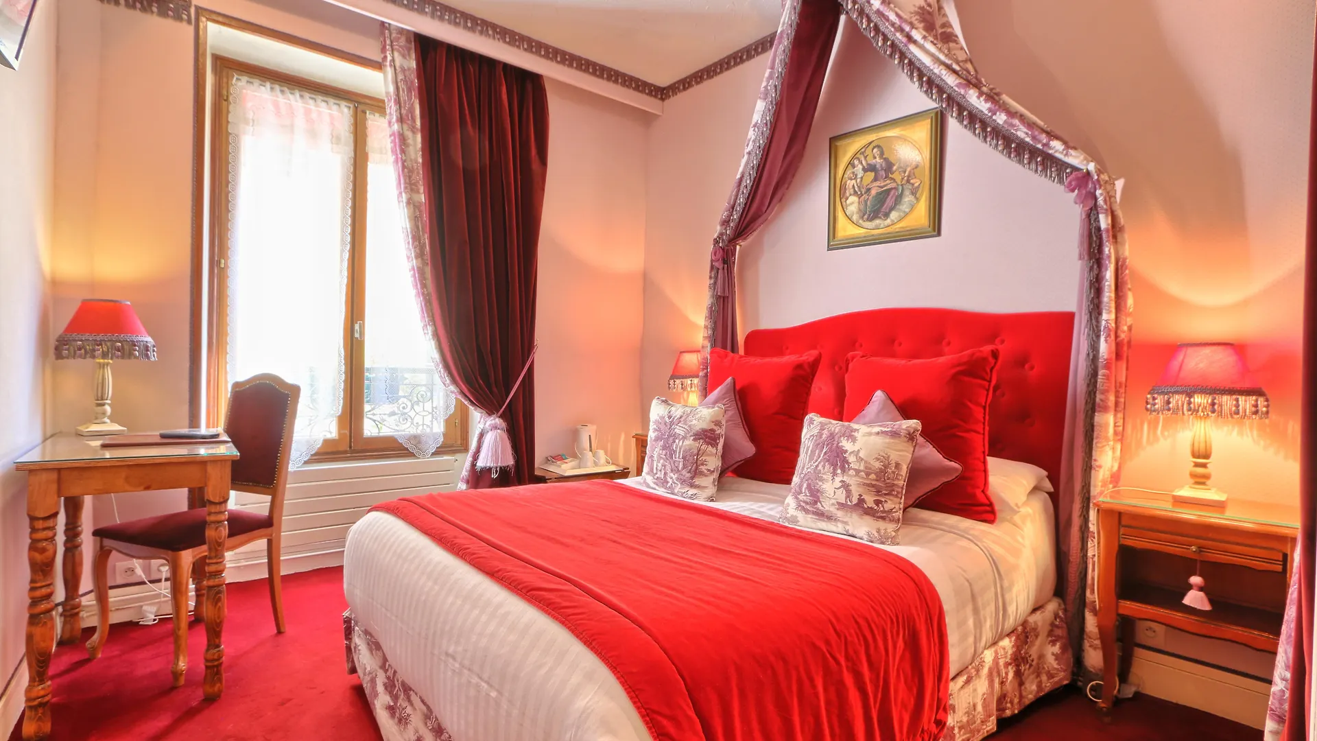 Hotel Grand Dechampaigne 3*