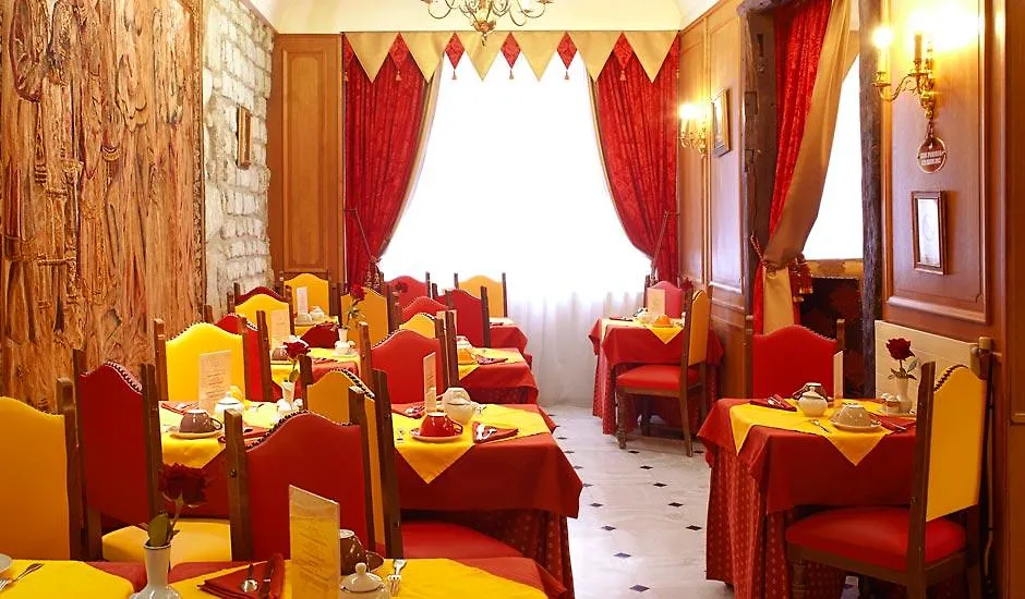 Ξενοδοχείο Grand Dechampaigne 3*