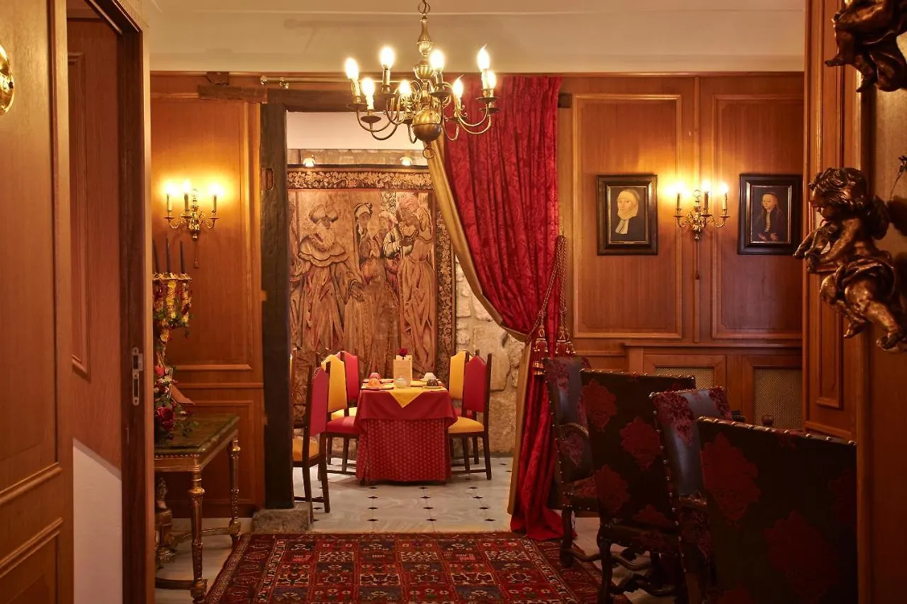 Grand Dechampaigne 3* Παρίσι